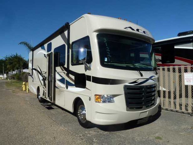 2015 Thor Motor Coach A.C.E. Photo