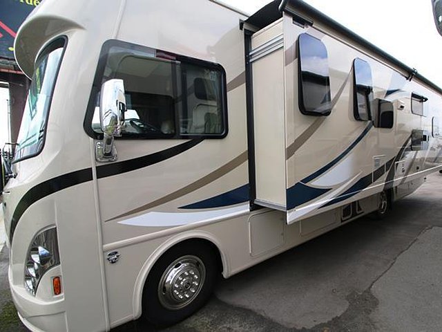 2016 Thor Motor Coach A.C.E. Photo