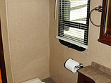 2012 Thor Motor Coach Avanti Photo #26