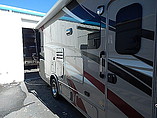 2015 Thor Motor Coach Axis Photo #4