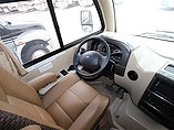 2015 Thor Motor Coach Axis Photo #10