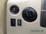 2015 Thor Motor Coach Axis Photo #11