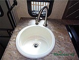 2015 Thor Motor Coach Axis Photo #25