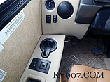 2016 Thor Motor Coach Axis Photo #15