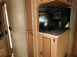 2015 Thor Motor Coach Axis Photo #21