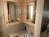 2015 Thor Motor Coach Axis Photo #28