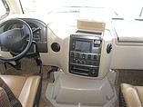 2015 Thor Motor Coach Axis Photo #4