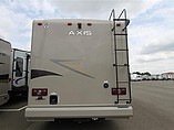 2015 Thor Motor Coach Axis Photo #10