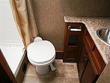 2015 Thor Motor Coach Axis Photo #23