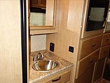 2015 Thor Motor Coach Axis Photo #10