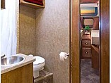 2015 Thor Motor Coach Axis Photo #23