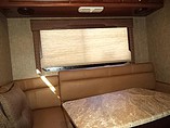 2015 Thor Motor Coach Axis Photo #17