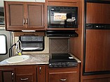2015 Thor Motor Coach Axis Photo #10