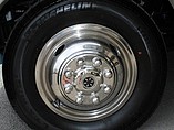 2016 Thor Motor Coach Axis Photo #4