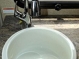 2016 Thor Motor Coach Axis Photo #20