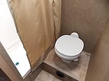 2016 Thor Motor Coach Axis Photo #14
