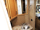 2015 Thor Motor Coach Axis Photo #19