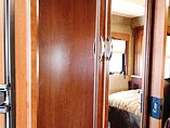 2015 Thor Motor Coach Axis Photo #30