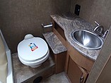 2016 Thor Motor Coach Axis Photo #16
