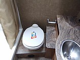 2016 Thor Motor Coach Axis Photo #19