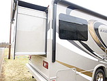 2016 Thor Motor Coach Axis Photo #4