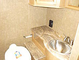 2016 Thor Motor Coach Axis Photo #14