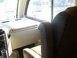 2016 Thor Motor Coach Axis Photo #13