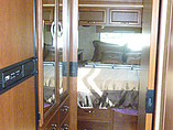 2016 Thor Motor Coach Axis Photo #28