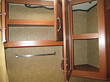2016 Thor Motor Coach Axis Photo #22