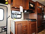 2016 Thor Motor Coach Axis Photo #16