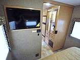 2016 Thor Motor Coach Axis Photo #12