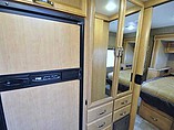 2016 Thor Motor Coach Axis Photo #13