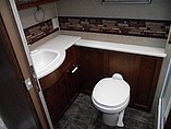 2015 Thor Motor Coach Challenger Photo #7