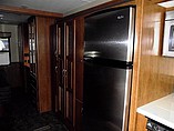 2015 Thor Motor Coach Challenger Photo #9