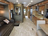 2016 Thor Motor Coach Challenger Photo #2