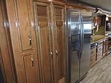 2016 Thor Motor Coach Challenger Photo #8
