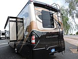 2016 Thor Motor Coach Challenger Photo #29
