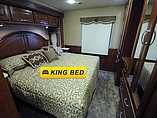 2015 Thor Motor Coach Challenger Photo #11