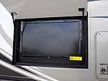 2015 Thor Motor Coach Challenger Photo #19