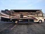 2012 Thor Motor Coach Challenger Photo #4