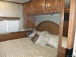 2013 Thor Motor Coach Challenger Photo #11