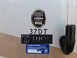 2014 Thor Motor Coach Challenger Photo #46