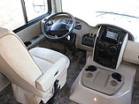 2014 Thor Motor Coach Challenger Photo #48