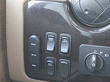2014 Thor Motor Coach Challenger Photo #54
