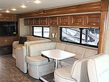 2014 Thor Motor Coach Challenger Photo #60