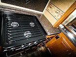 2014 Thor Motor Coach Challenger Photo #17