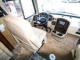 2014 Thor Motor Coach Challenger Photo #22