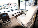 2014 Thor Motor Coach Challenger Photo #23