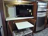 2015 Thor Motor Coach Challenger Photo #5
