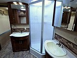 2015 Thor Motor Coach Challenger Photo #13